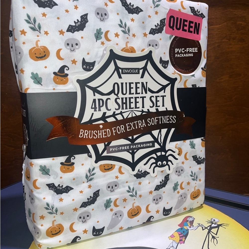 Envogue Halloween sheets Queen